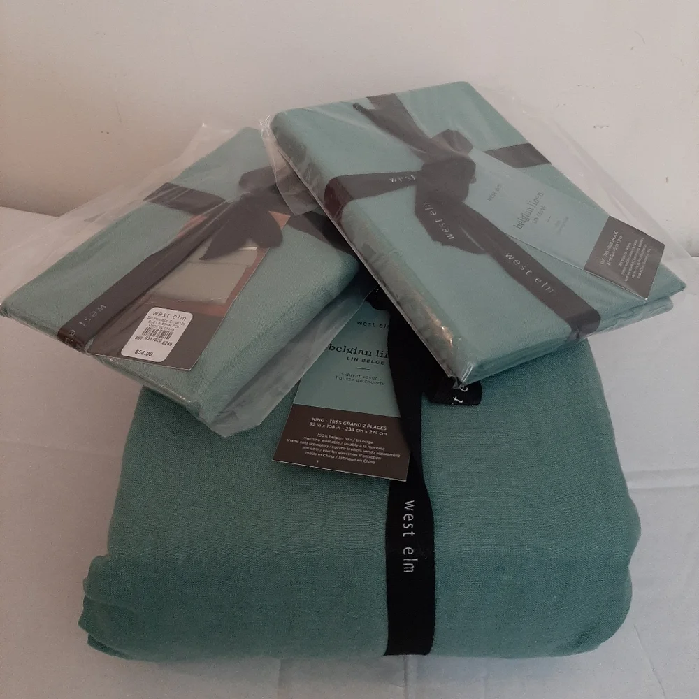 West Elm KING Belgian Flax Linen Duvet Cover & 2 KING shams Peacock